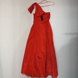 Donna Karan Red Bow One-Shoulder Gown Size 4 New With Tags
